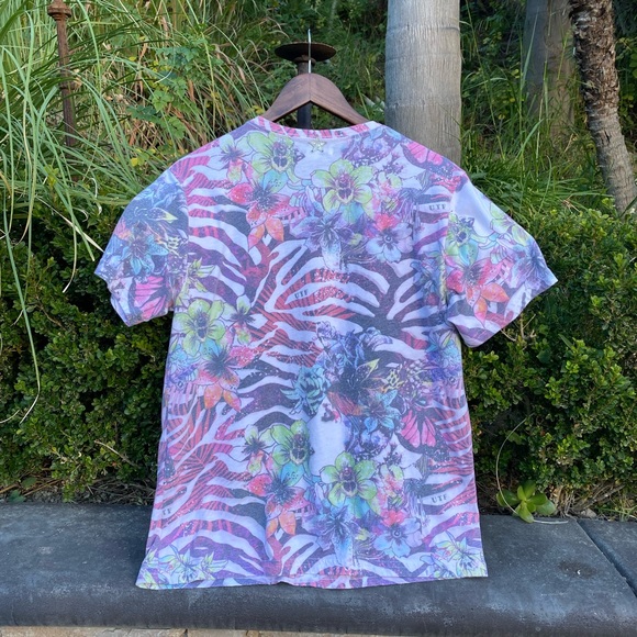 Under Two Flags T Shirt - Picture 2 of 5